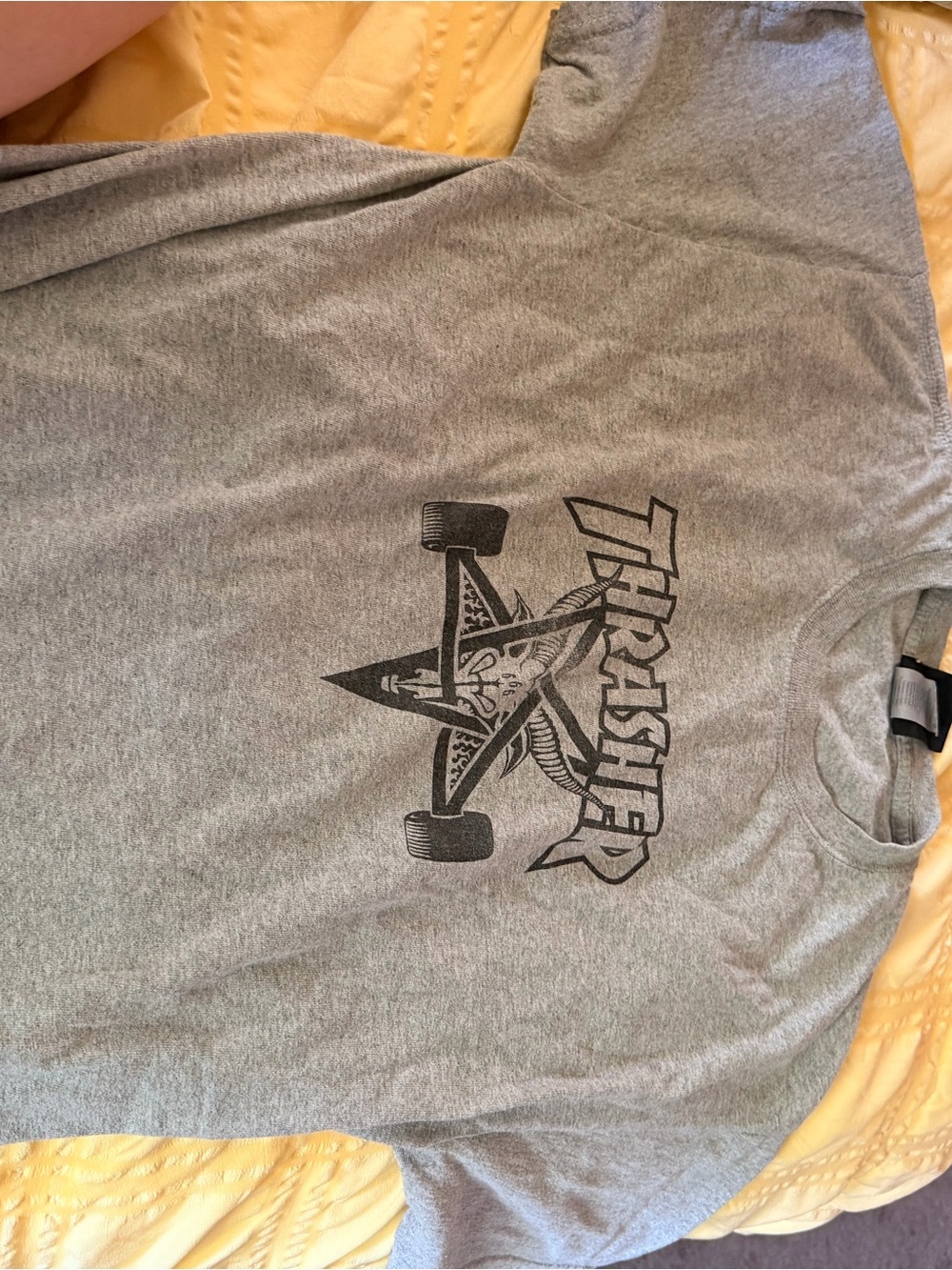 Thrasher Black Graphic Logo Tee in Heather Gray